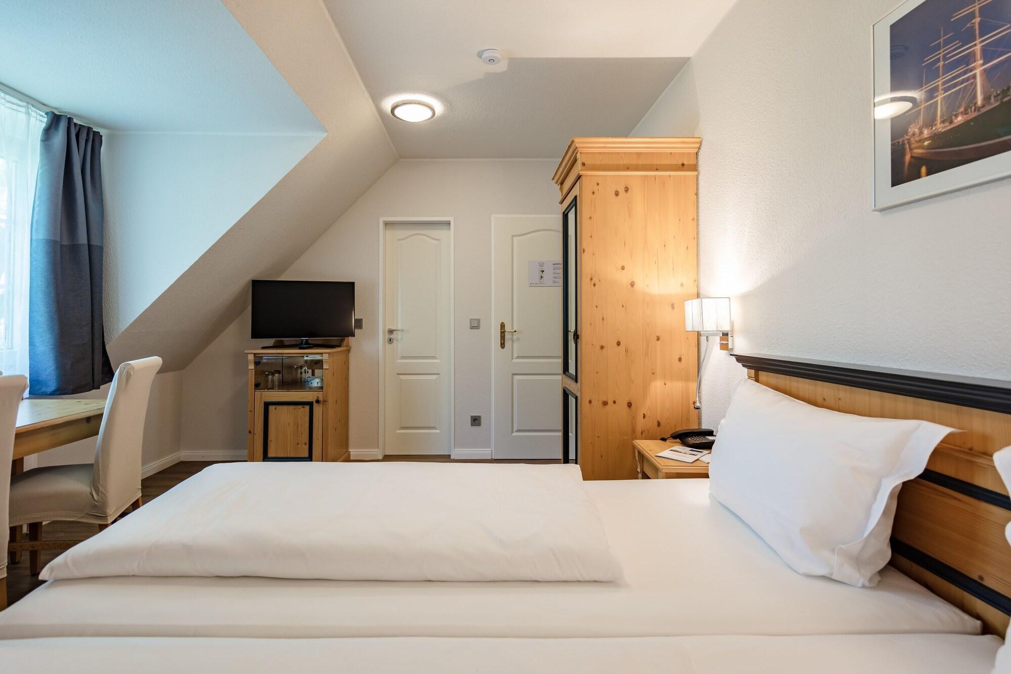 Hotel Zum Zeppelin Hambourg Extérieur photo