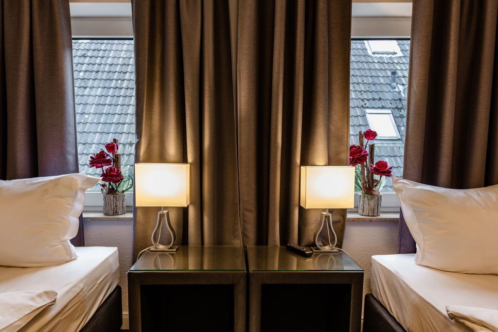 Hotel Zum Zeppelin Hambourg Extérieur photo