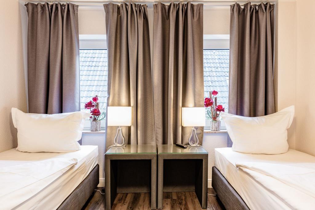 Hotel Zum Zeppelin Hambourg Extérieur photo
