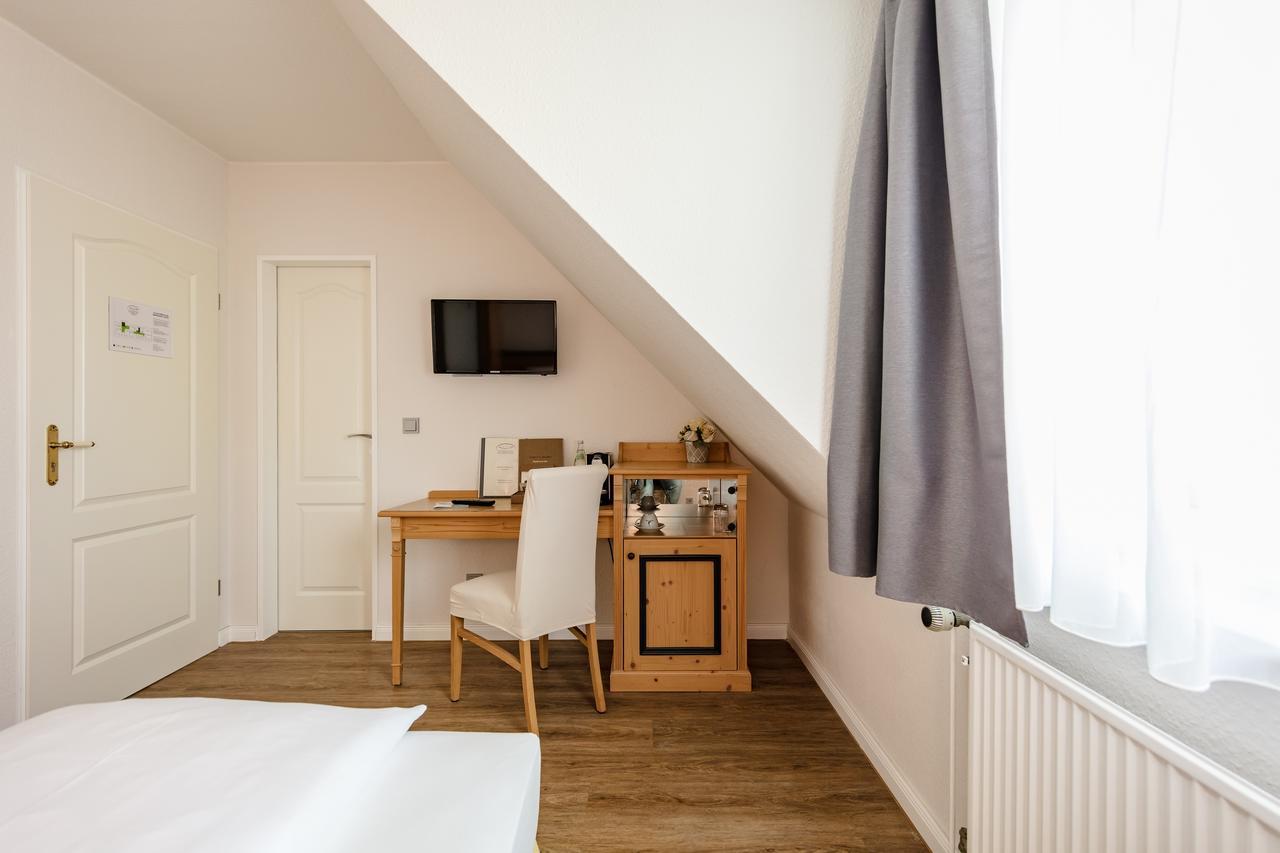 Hotel Zum Zeppelin Hambourg Extérieur photo